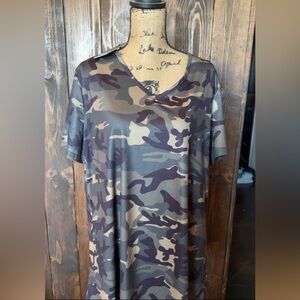 Camo tee